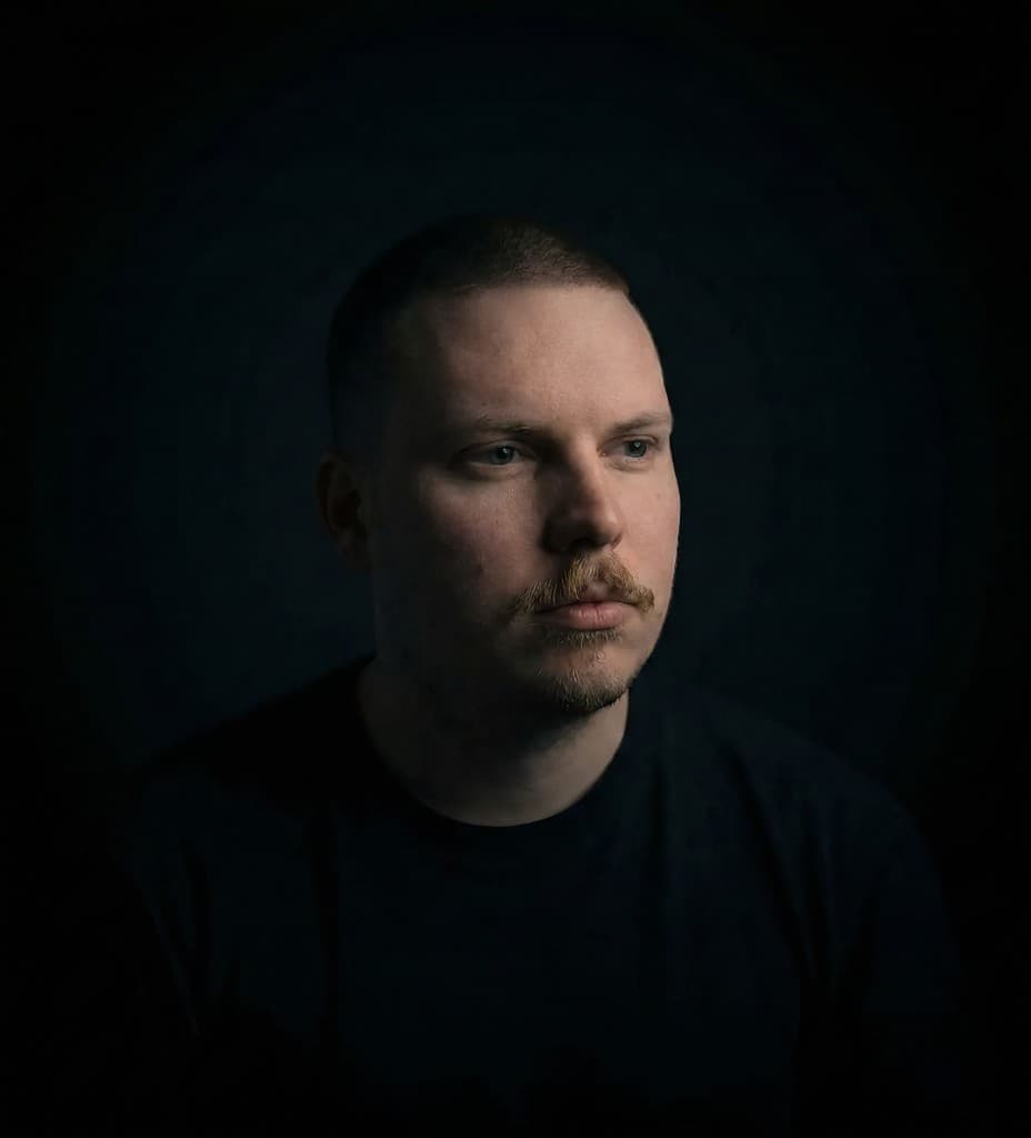Dries Roef, conceptual designer bij Five Boxing Wizards in Itegem